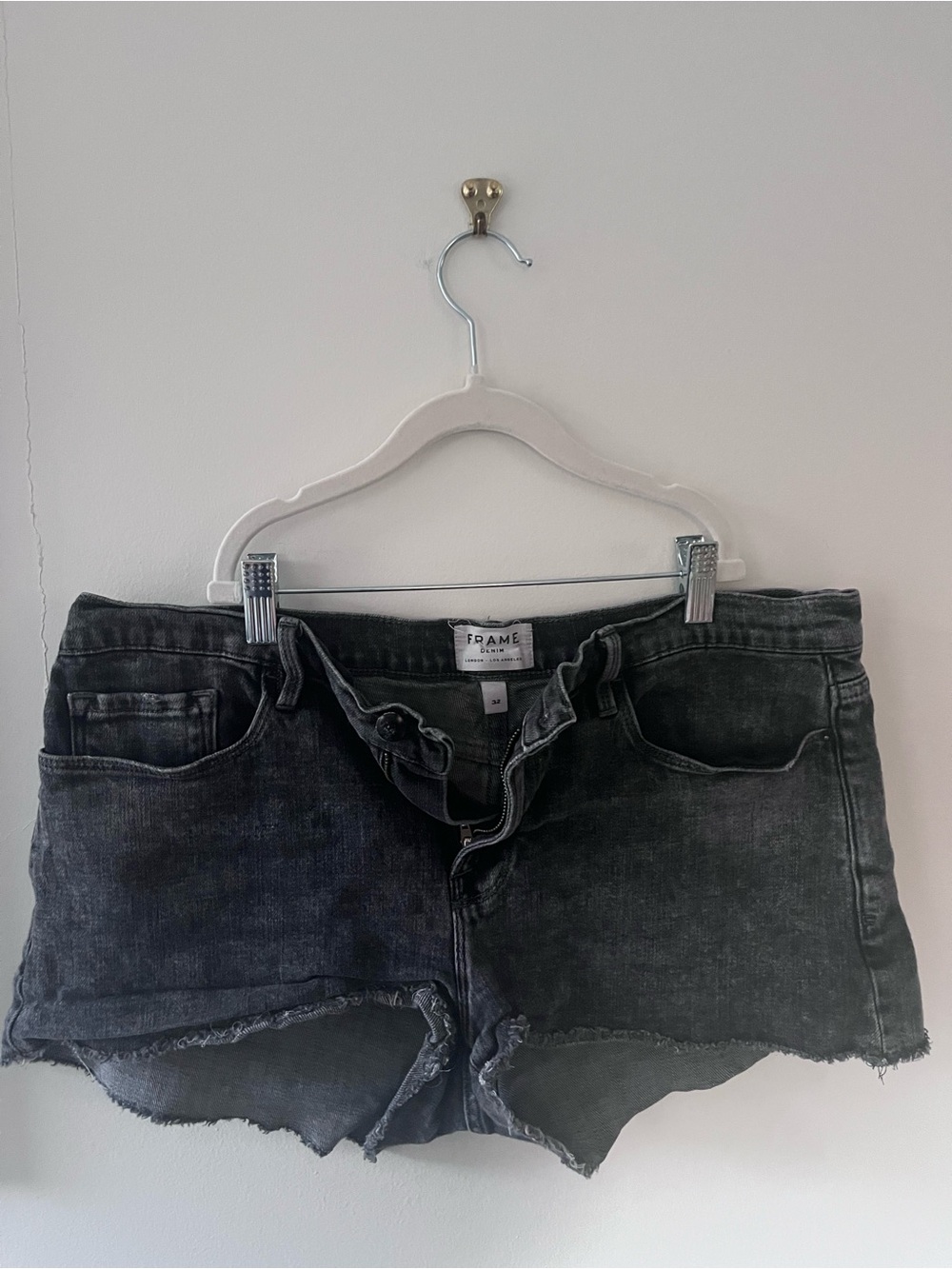 Frame Denim | Black Denim Le Cutoff Shorts | Size 32